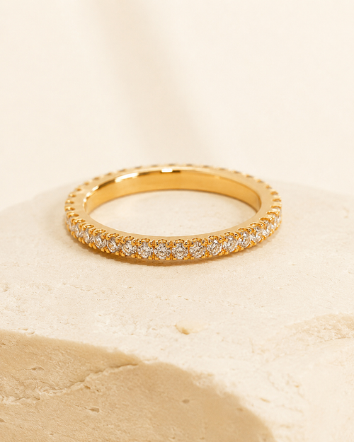 Bague Ligne Lumière — bijou Elora sur fond ivoire